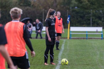 Bild 33 - Frauen TSV Wiemersdorf - VfR Horst : Ergebnis: 0:7